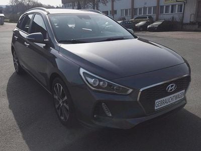Second-hand Hyundai i30 Trend 120 CP (88 kW) 2017 Gri Break