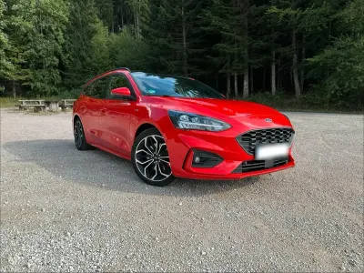 Gebraucht Ford Focus ST-Line 150 PS (110 kW) 2020 Rot Kombi