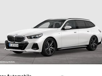 Gebraucht BMW 540 Comfort Edition 303 PS (222 kW) 2025 Weiß Kombi