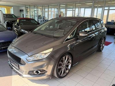 Gebraucht Ford S-MAX Titanium 179 PS (131 kW) 2016 Grau Van / Kleinbus