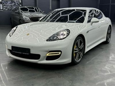 Porsche Panamera Turbo