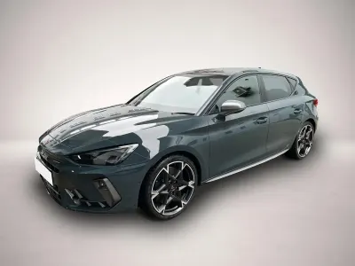Gebraucht Cupra Leon VZ 300 PS (220 kW) 2025 Manufacturer Limousine