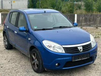 Gebraucht Dacia Sandero Lauréate 87 PS (63 kW) 2009 Blau Limousine