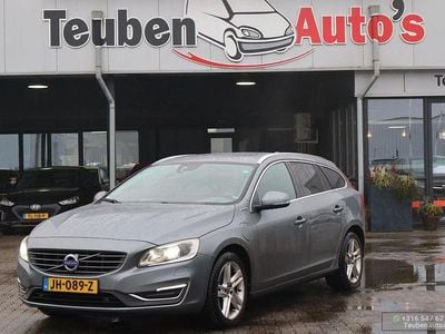 Gebraucht Volvo V60 Momentum 286 PS (210 kW) 2015 Grau Kombi