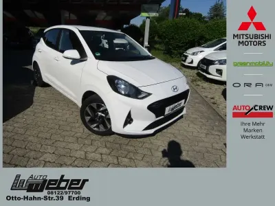 Gebraucht Hyundai i10 Trend 63 PS (46 kW) 2024 Atlas white / sol Kleinwagen