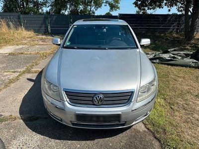 VW Phaeton