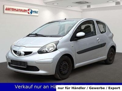 Usata Toyota Aygo 68 CV (50 kW) 2007 Argento Utilitaria