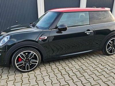 Usado Mini John Cooper Works 231 HP (169 kW) 2020 Verde Citadino