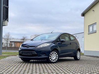 Gebraucht Ford Fiesta Trend 60 PS (44 kW) 2010 Blau Kleinwagen