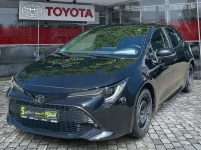 Gebraucht Toyota Corolla Team 116 PS (85 kW) 2021 Black mica / ink Limousine