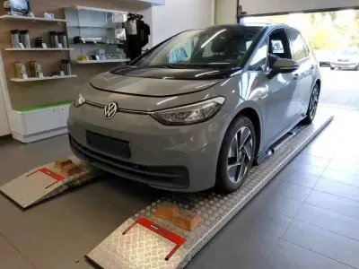 Gebraucht VW ID.3 Pro Performance 150 kW (204 PS) 2021 Grau Kleinwagen
