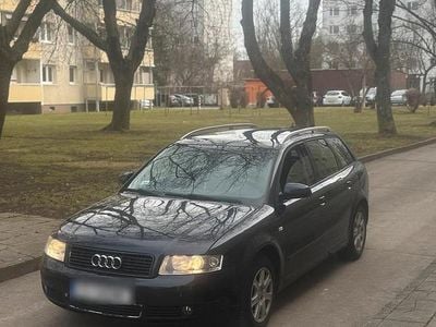 Gebraucht Audi A4 150 PS (110 kW) 2004 Schwarz Kombi