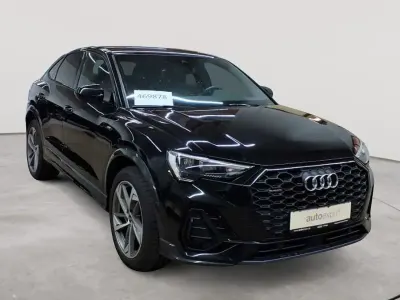 Gebraucht Audi Q3 Sportback S-Line 200 PS (147 kW) 2023 Mythosschwarz metallic SUV