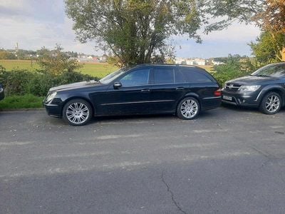 Mercedes E320