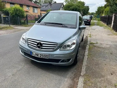 Gebraucht Mercedes B200 136 PS (100 kW) 2007 Blau Van / Kleinbus
