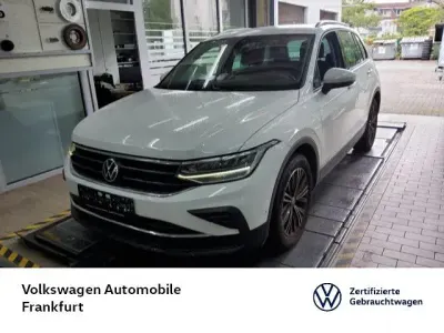 Gebraucht VW Tiguan Active 150 PS (110 kW) 2022 Weiß SUV