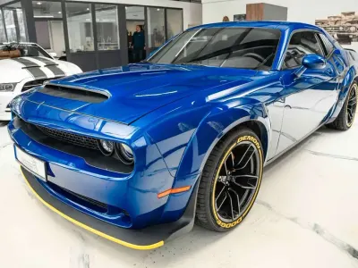 Używany Dodge Challenger 377 KM (277 kW) 2021 Niebieski Coupe