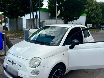 Gebraucht Fiat 500 69 PS (50 kW) 2008 Weiß Kleinwagen