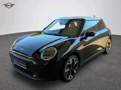 Gebraucht Mini Cooper SE Classic 160 kW (218 PS) 2025 Schwarz Kleinwagen