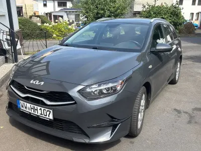 Gebraucht Kia Ceed GT 120 PS (88 kW) 2022 Grau Limousine