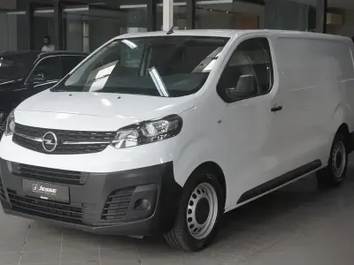 Gebraucht Opel Vivaro-e Combi Edition 144 PS (105 kW) 2023 Weiss Van / Kleinbus