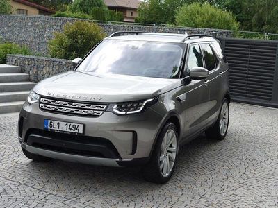Land Rover Discovery 5