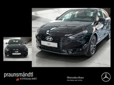 Gebraucht Hyundai i30 Advantage 115 PS (84 kW) 2026 Schwarz Limousine