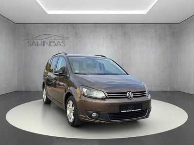 Second-hand VW Touran Match 140 CP (102 kW) 2012 Maro Monovolum