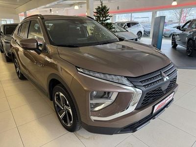 Gebraucht Mitsubishi Eclipse Cross Basis 188 PS (138 kW) 2022 Bronzebraun metallic SUV