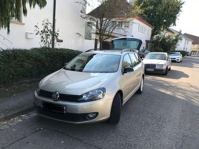 Gebraucht VW Golf VII Match 140 PS (102 kW) 2013 Beige Kombi