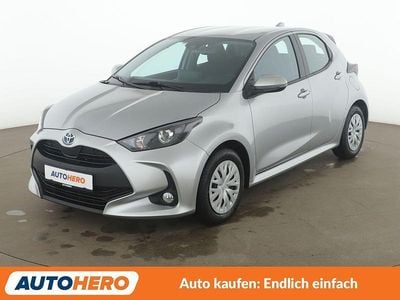 Gebraucht Toyota Yaris Hybrid 116 PS (85 kW) 2022 Grau Kleinwagen