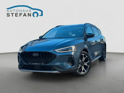 Second-hand Ford Focus Active X 120 CP (88 kW) 2022 Albastru Berlinǎ
