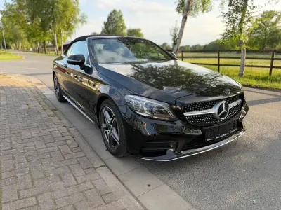 Gebraucht Mercedes C300 AMG line 258 PS (189 kW) 2022 Schwarz Cabrio