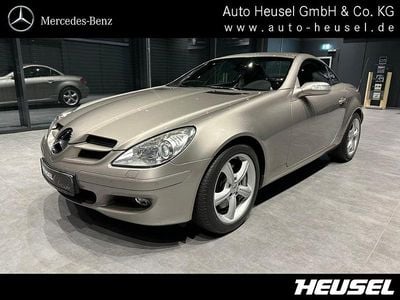 Cubanitsilber metallic Gebraucht 2005 Mercedes SLK350 Cabrio | 24.900 €