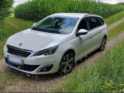 Gebraucht Peugeot 308 SW Allure 97 PS (71 kW) 2015 Weiß Kombi