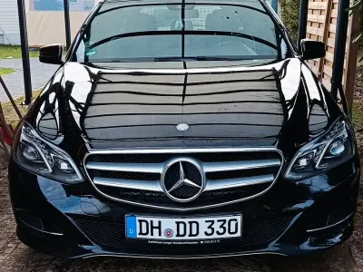 Gebraucht Mercedes E200 Avantgarde 184 PS (135 kW) 2016 Schwarz Limousine