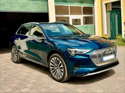 Gebraucht Audi e-tron Advanced 300 kW (408 PS) 2021 Blau SUV