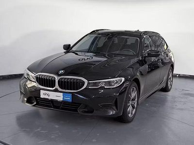 Usata BMW 318 Sport Line 156 CV (114 kW) 2022 Nero Station wagon
