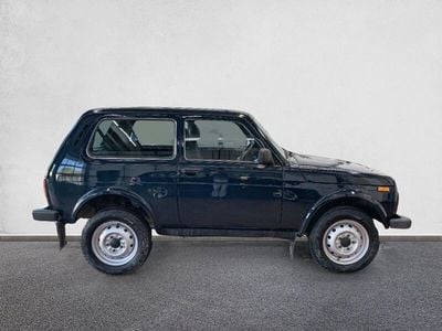 Lada Urban