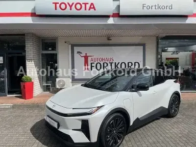 Neu Toyota C-HR+ Lounge 252 kW (343 PS) 2026 Weiß SUV