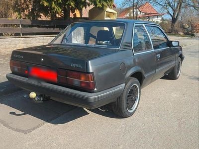 Gebraucht Opel Ascona 90 PS (66 kW) 1983 Grün Coupé
