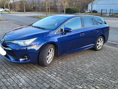 Gebraucht Toyota Avensis Edition-S 143 PS (105 kW) 2017 Kombi