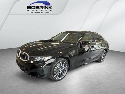 Schwarz Gebraucht 2025 BMW 330e Sport Line Limousine | 53.400 € (Guter Preis)
