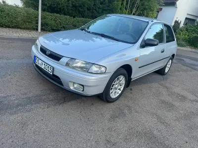 Usata Mazda 323 88 CV (64 kW) 1998 Argento Coupé