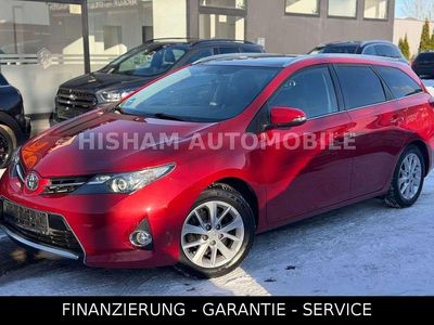 Gebraucht Toyota Auris Touring Sports Life+ 132 PS (97 kW) 2014 Rot Kombi