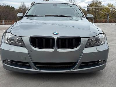 Usata BMW 330 235 CV (172 kW) 2006 Blu Berlina
