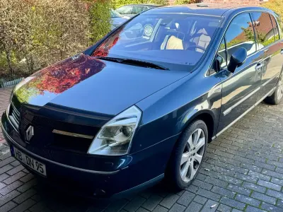 Begagnad Renault Vel Satis Initiale 173 HK (127 kW) 2007 Halvkombi