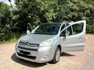 Gebraucht Citroën Berlingo 109 PS (80 kW) 2010 Silber Van / Kleinbus