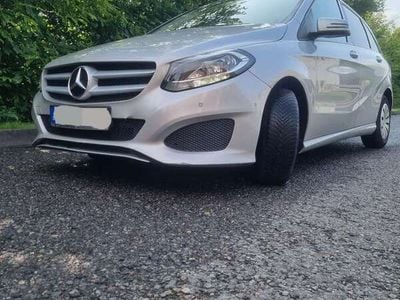 Mercedes B180