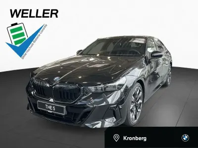 Neu BMW 550e Comfort Edition 313 PS (230 kW) 2026 Saphirschwarz metallic (schwarz) Limousine